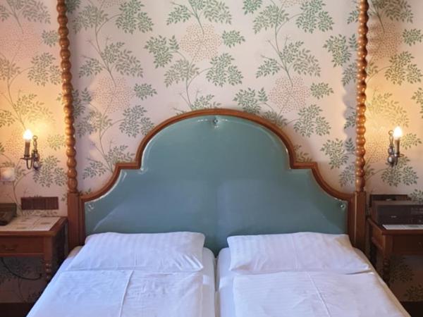 Hotel Hohenstauffen : photo 10 de la chambre chambre double