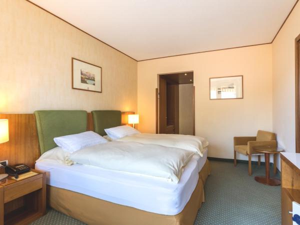 Hotel Delfino Lugano : photo 5 de la chambre chambre double confort avec balcon