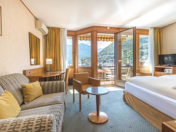 Hotel Delfino Lugano : photo 1 de la chambre chambre double supérieure - vue sur lac
