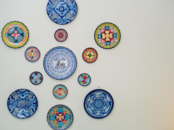 Tres Mentiras Boutique Hotel : photo 1 de la chambre chambre lit king-size avec balcon