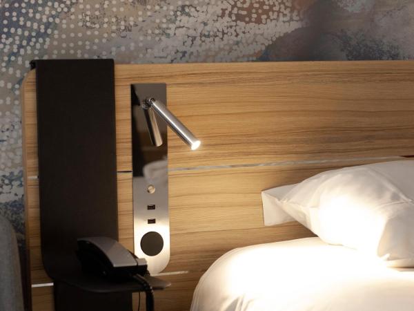 Novotel Clermont-Ferrand : photo 10 de la chambre chambre lit queen-size supérieure avec canapé-lit