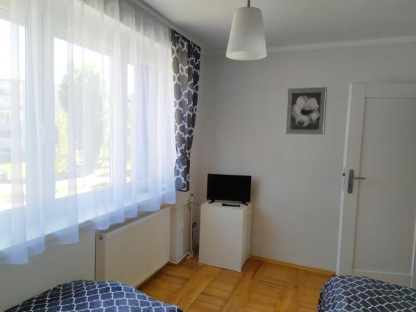 Dom gościnny Zosia : photo 3 de la chambre chambre lits jumeaux avec salle de bains commune