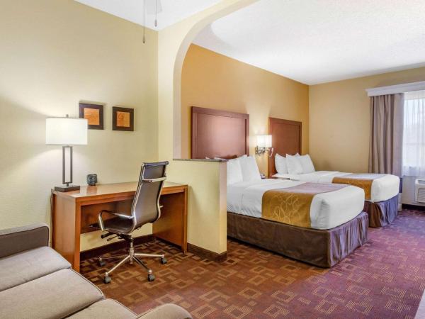 Comfort Suites - Near the Galleria : photo 1 de la chambre suite avec 2 lits doubles