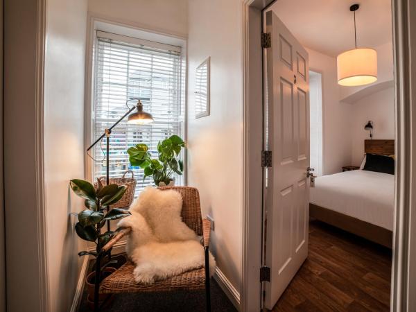 Black Cat : photo 8 de la chambre petite chambre double