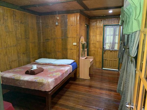 Sam's House Kanchanaburi : photo 7 de la chambre bungalow standard
