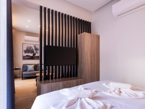 Hestia - Romvis 9 : photo 3 de la chambre appartement deluxe avec balcon