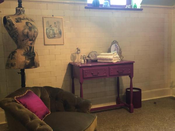 B&B Villa le Vert-Bois : photo 10 de la chambre chambre double avec salle de bains privative extérieure