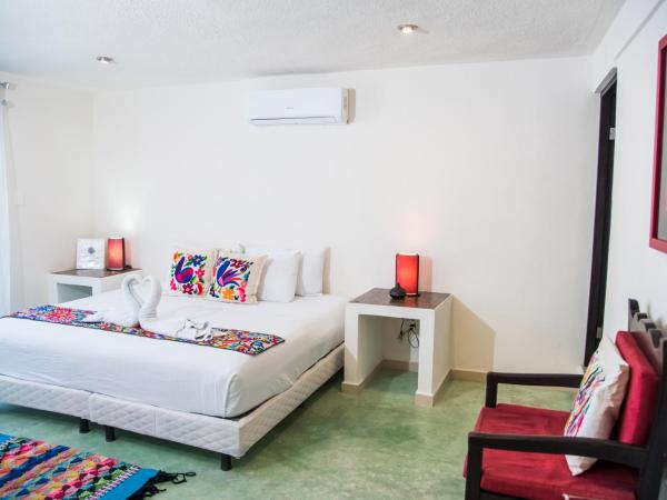 Tres Mentiras Boutique Hotel : photo 7 de la chambre chambre lit king-size avec balcon