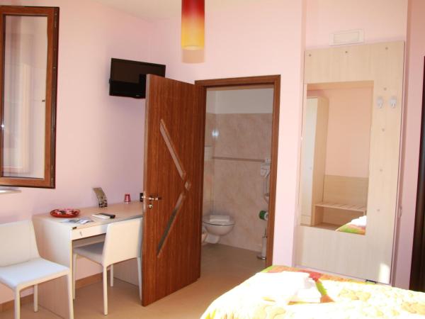 B&B Angolo Felice : photo 2 de la chambre chambre double ou lits jumeaux