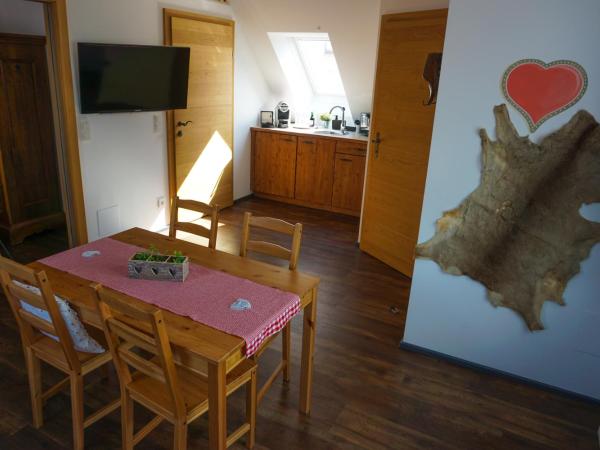 Pension Haus Sanz : photo 4 de la chambre appartement deluxe