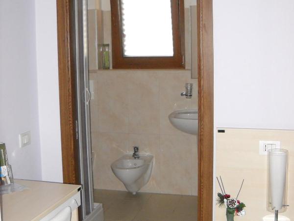 B&B Angolo Felice : photo 10 de la chambre chambre double ou lits jumeaux