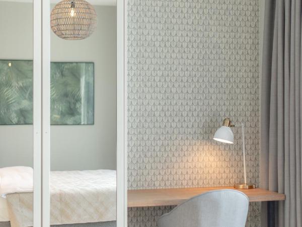 EXCLUSIVE Aparthotel MARINA : photo 8 de la chambre appartement 1 chambre premier - vue sur rivière