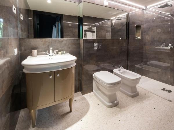 Residence Poli Venezia : photo 9 de la chambre studio lit queen-size de luxe