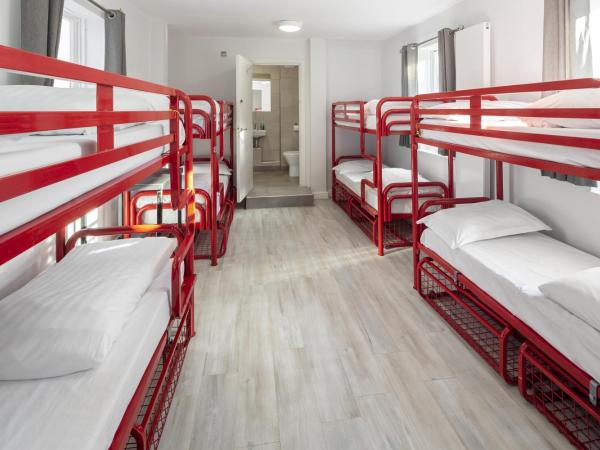 Astor York Hostel : photo 3 de la chambre lit dans dortoir mixte de 12 lits