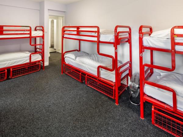 Astor York Hostel : photo 2 de la chambre lit dans dortoir mixte de 18 lits