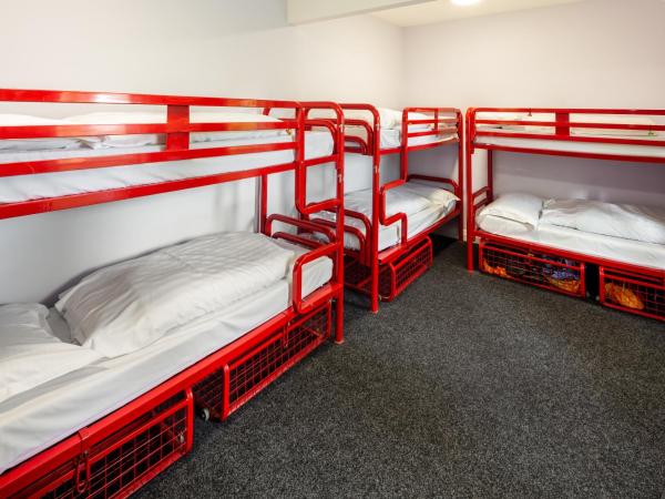 Astor York Hostel : photo 4 de la chambre lit dans dortoir mixte de 18 lits