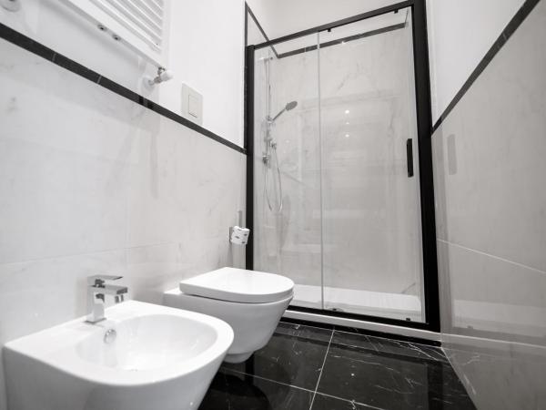 PLEY Boutique Del Centro : photo 6 de la chambre chambre double avec balcon