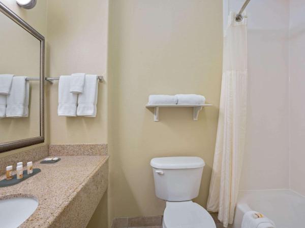 Sonesta Essential Houston Westchase : photo 3 de la chambre chambre standard avec 2 lits queen-size