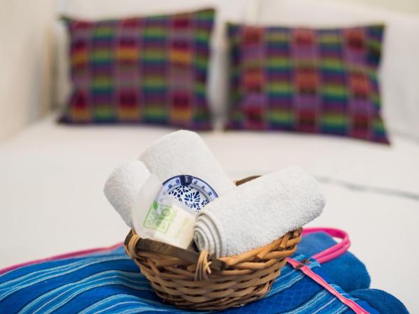 Tres Mentiras Boutique Hotel : photo 4 de la chambre studio lit king-size avec canapé-lit