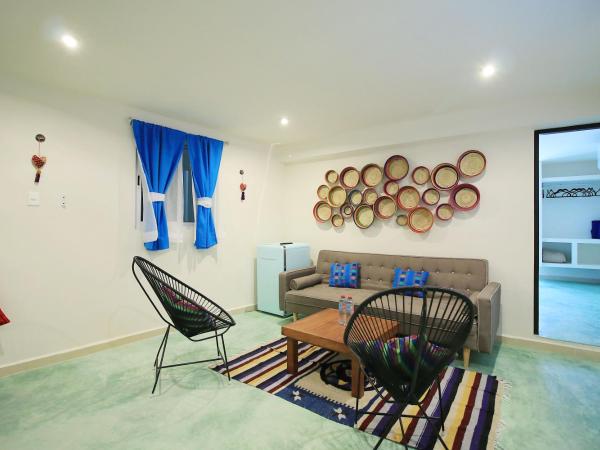 Tres Mentiras Boutique Hotel : photo 3 de la chambre studio lit king-size avec canapé-lit