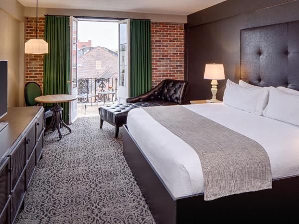 Holiday Inn Hotel French Quarter-Chateau Lemoyne, an IHG Hotel : photo 2 de la chambre chambre lit king-size deluxe