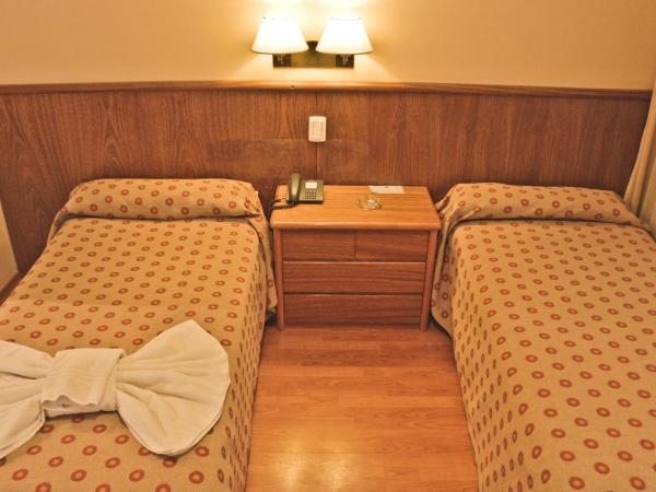 Hotel Felipe II : photo 1 de la chambre chambre lits jumeaux