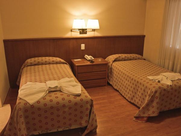 Hotel Felipe II : photo 3 de la chambre chambre lits jumeaux