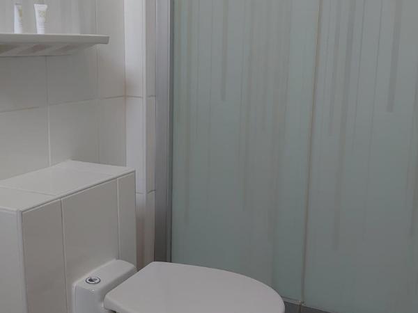 La Maison Serrurier - Chambres d'hôtes : photo 7 de la chambre chambre double deluxe avec baignoire