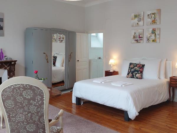 La Maison Serrurier - Chambres d'hôtes : photo 1 de la chambre chambre double deluxe avec baignoire
