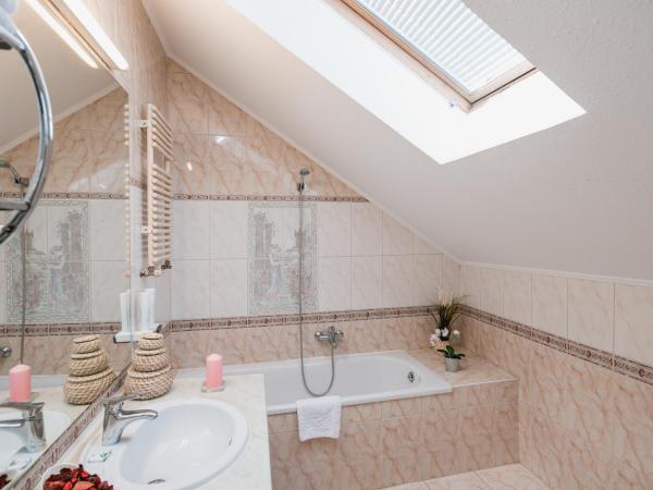 City Hotel UNIO superior : photo 10 de la chambre chambre double