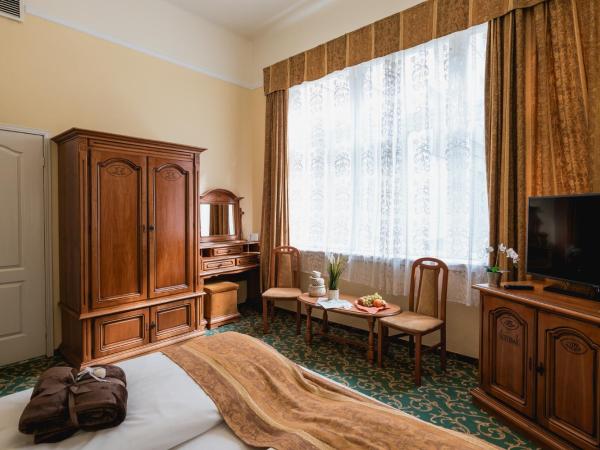 City Hotel UNIO superior : photo 3 de la chambre chambre simple