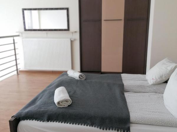 NotaBene Wola Apartment : photo 3 de la chambre appartement en duplex