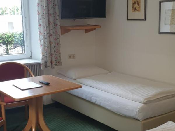 Hotel Hohenstauffen : photo 3 de la chambre appartement 2 chambres - annexe