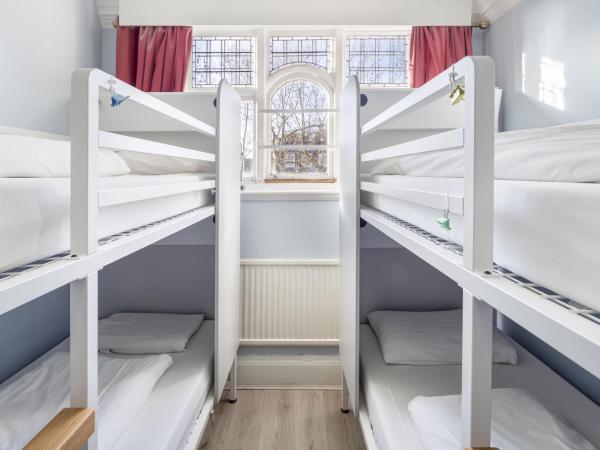 Astor Hyde Park Hostel : photo 2 de la chambre lit dans dortoir mixte de 6 lits avec salle de bains privative basique