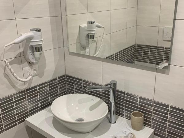 Hotel Assarotti : photo 8 de la chambre chambre triple supérieure