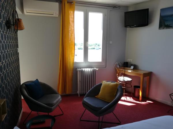 Le Régence : photo 4 de la chambre chambre double supérieure - vue sur rhône