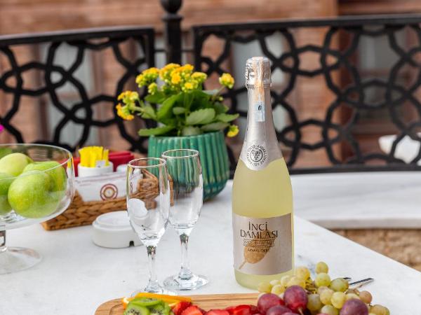 Best Point Hotel-Old City Sultanahmet : photo 4 de la chambre appartement avec terrasse et hammam privés - bâtiment a annexe (4 adultes)