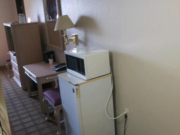 Super 8 by Wyndham Albuquerque West/Coors Blvd : photo 3 de la chambre suite avec 2 lits queen-size - non-fumeurs