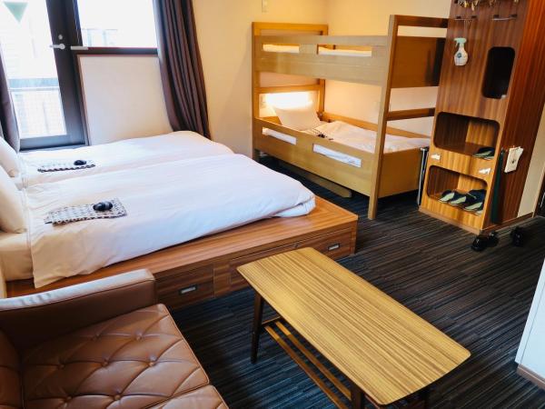 Ueno Touganeya Hotel : photo 2 de la chambre chambre familiale