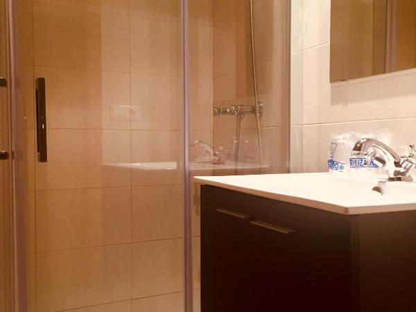 Hotel Hispania : photo 1 de la chambre chambre simple