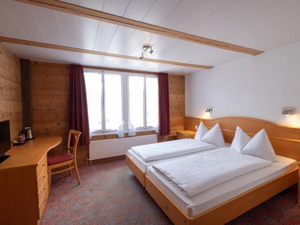 Hotel Chalet Swiss : photo 4 de la chambre chambre lits jumeaux standard