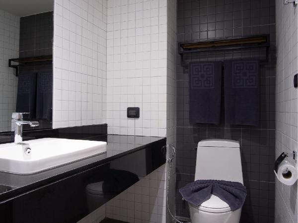 PRIME TOWN - Posh & Port Hotel PHUKET : photo 3 de la chambre studio lit king-size deluxe