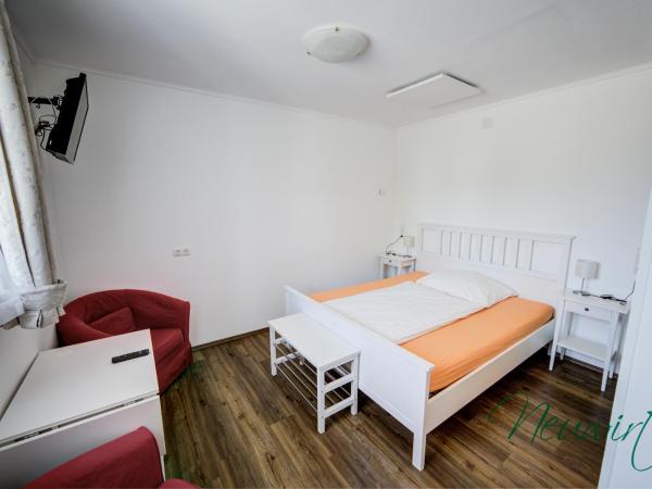 Gasthof Neuwirt / Kressnig : photo 2 de la chambre chambre double