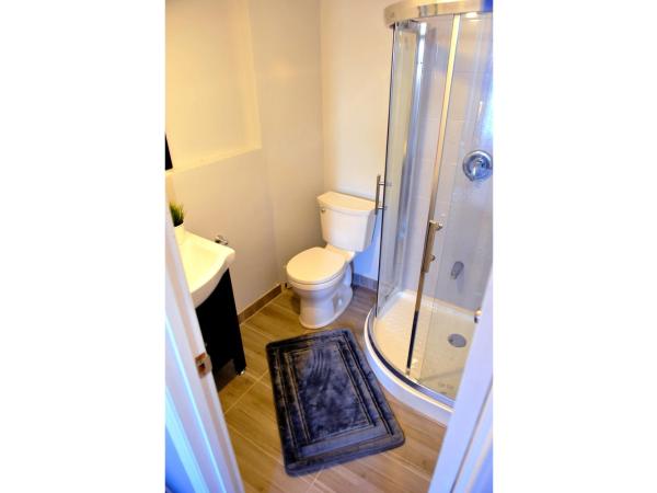 Dream Catcher Travel House : photo 1 de la chambre chambre double avec salle de bains privative