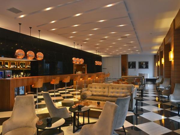 Aquila Atlantis Hotel : photo 2 de la chambre chambre classique - vue sur ville