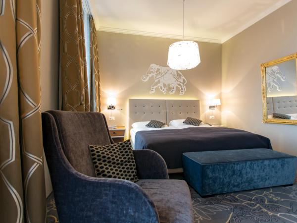 Hotel Schweizerhof Luzern : photo 4 de la chambre suite lifestyle