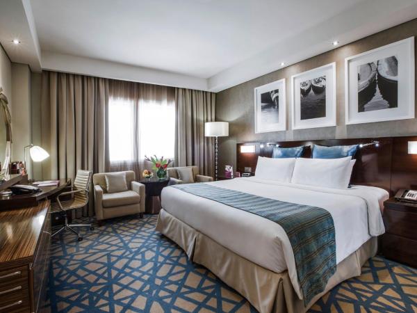 Crowne Plaza Dubai Deira, an IHG Hotel : photo 9 de la chambre chambre standard