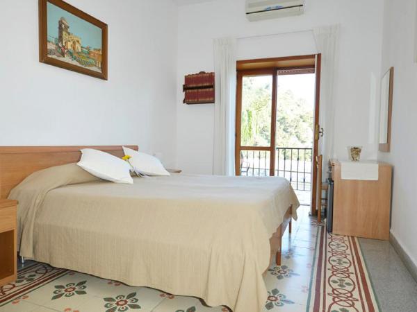 La Musa : photo 5 de la chambre chambre double ou lits jumeaux avec balcon