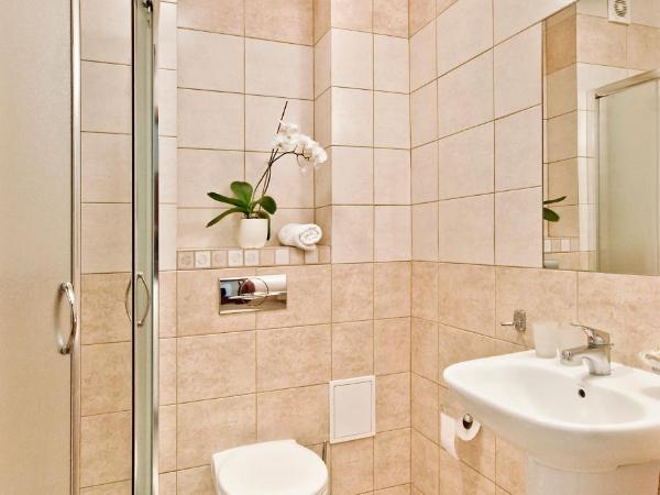 Villa Arstone : photo 4 de la chambre chambre double