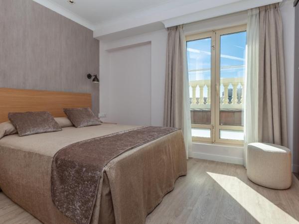 Hotel Europa : photo 6 de la chambre chambre double premium avec terrasse - vue sur puerta del sol